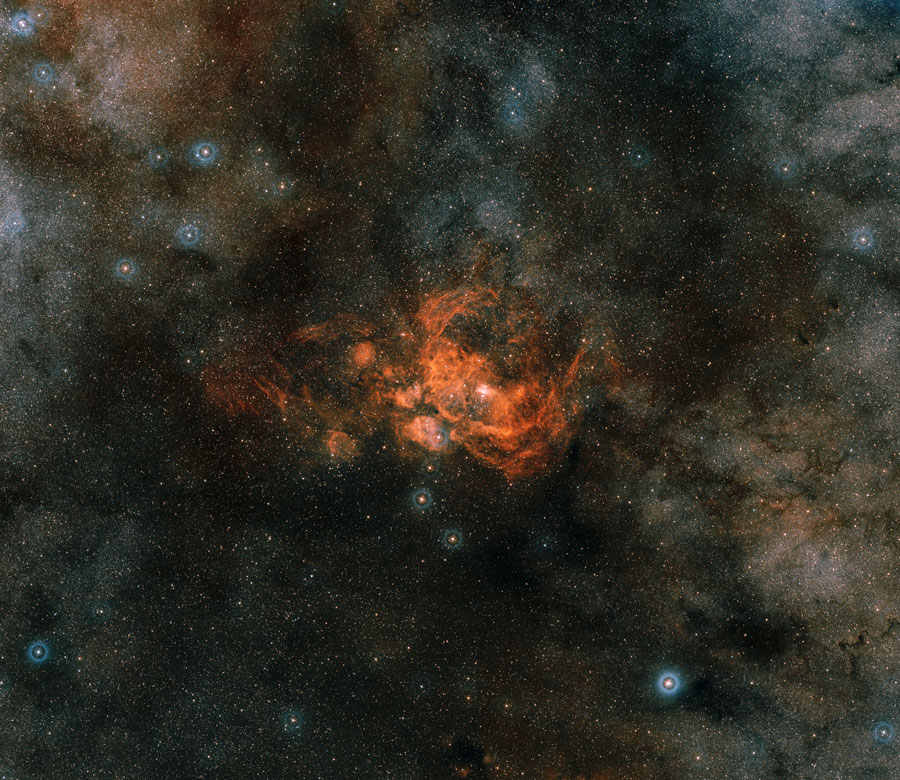 Nebulosa Guerra y Paz. NGC 6357. Escorpio