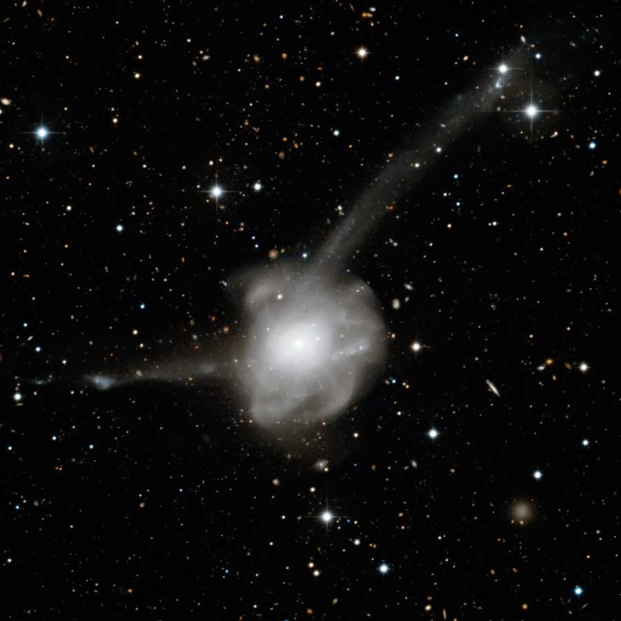 Átomo para la Paz. NGC 7252. Acuario